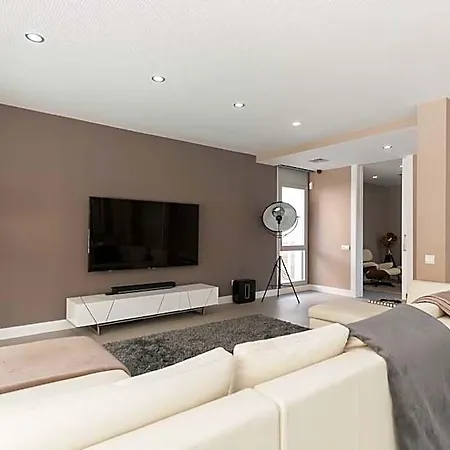 Villa Exclusive Piscine Privee A 30km De Barcelone