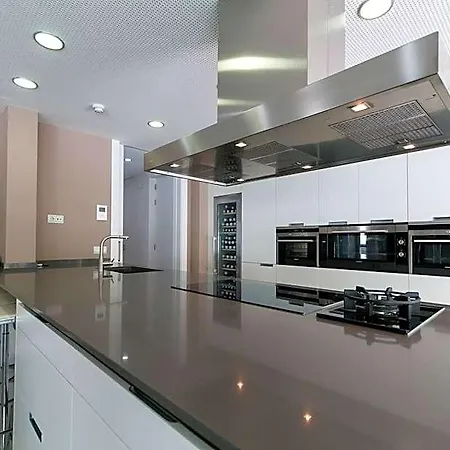 Exclusive Piscine Privee A 30km De Barcelone Szálloda