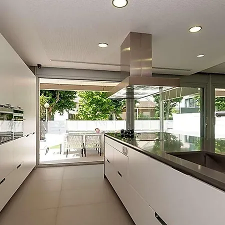 Villa Exclusive Piscine Privee A 30km De Barcelone