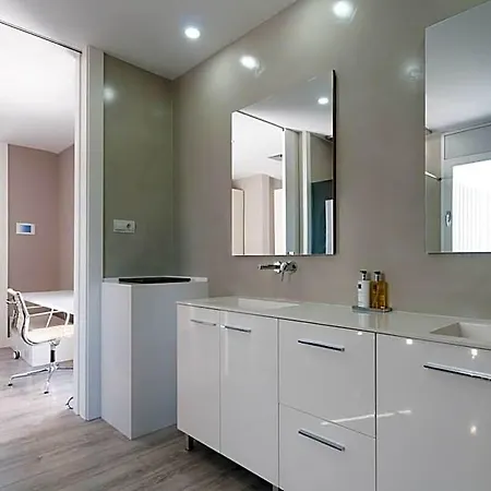 Exclusive Piscine Privee A 30km De Barcelone Szálloda